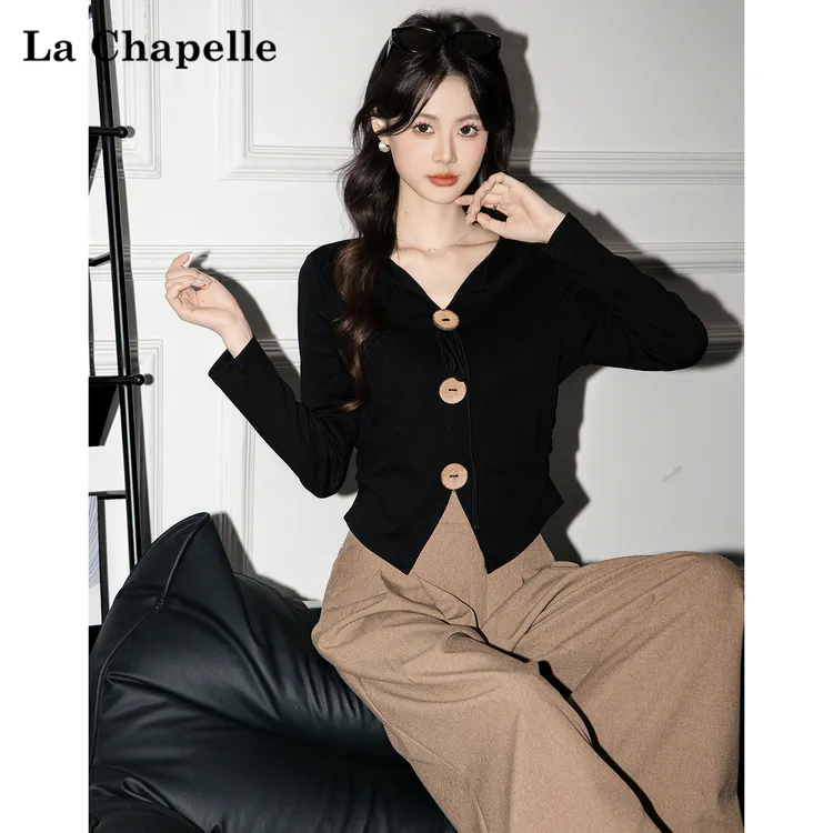 拉夏贝尔不规则V领长袖T恤女2025秋新款开叉设计感收腰显瘦打底衫