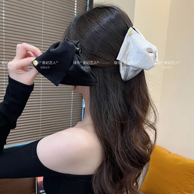 简约时尚缎面贝壳三角抓夹鲨鱼夹高级感气质后脑勺发夹发饰