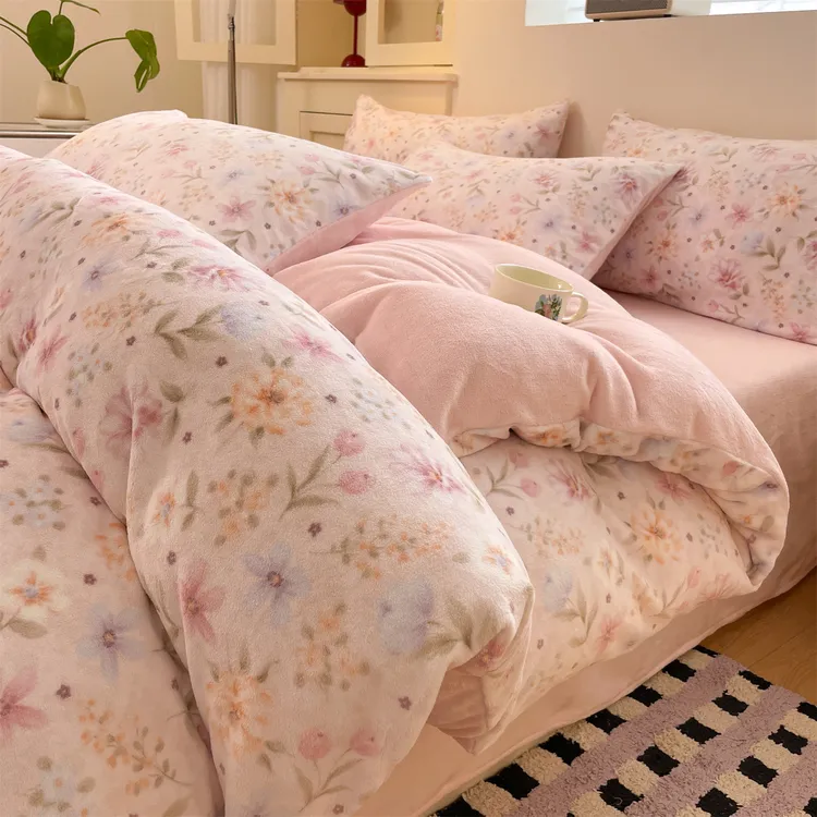 新款A类牛奶绒四件套冬季加厚双面珊瑚绒被套加绒被罩床单三件套2