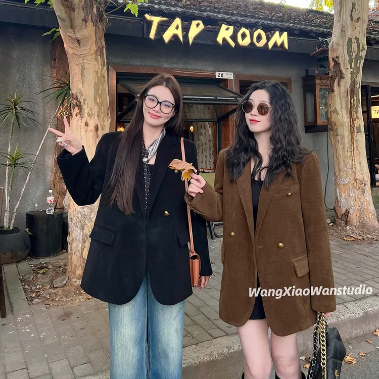 高级设计感夹棉西装外套女2025年秋冬新款韩版宽松显瘦加棉西服