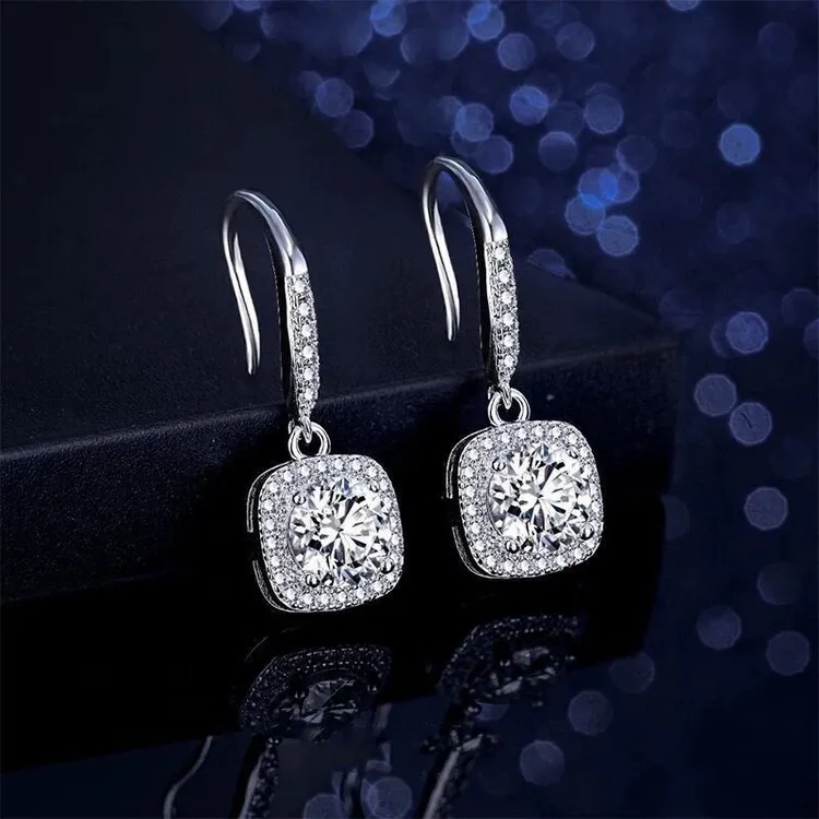 足银合成锆石耳饰 足银微镶锆方糖耳环