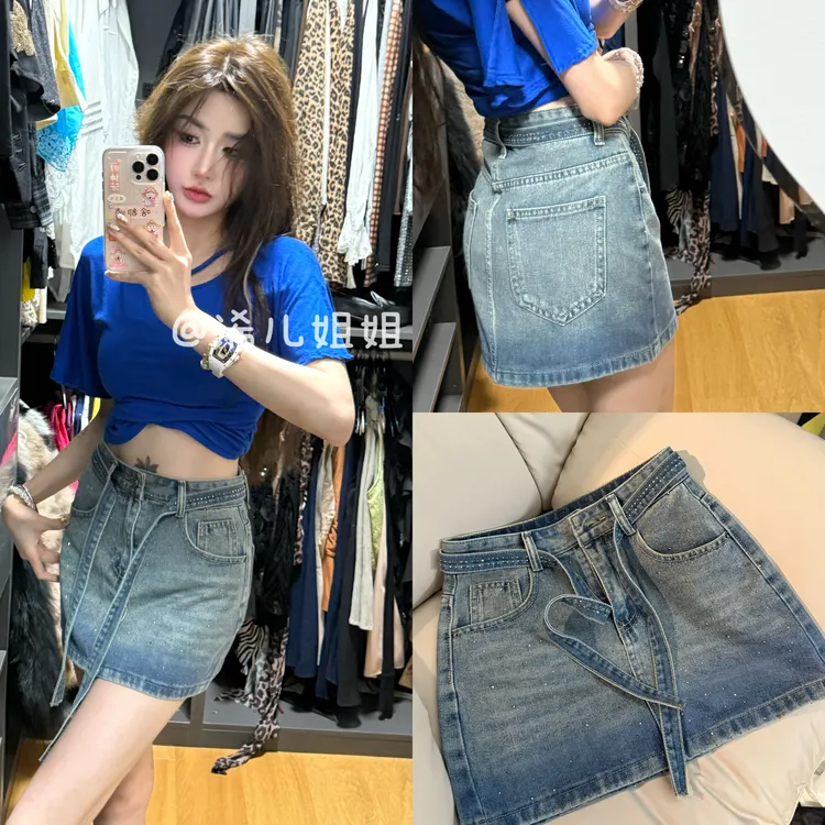 重工烫钻撞色水洗牛仔包臀短裙