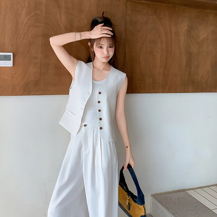 米白色高级感气质套装女2025夏新款韩系V领时尚马甲阔腿裤两件套