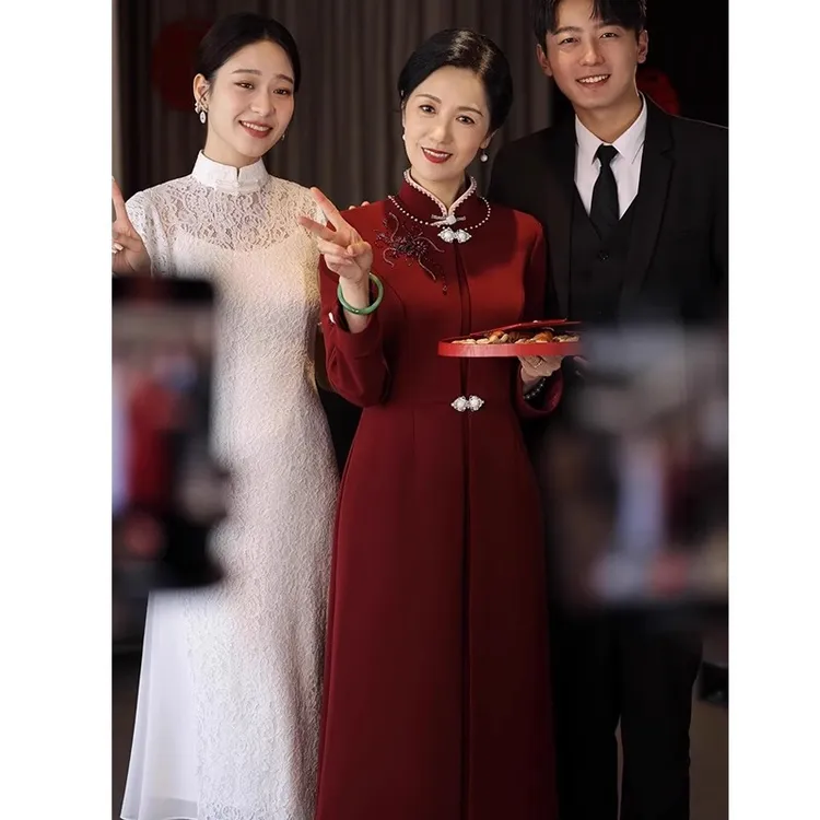 妈妈礼服2025新款婚宴中式年轻气质结婚高贵两件套喜婆婆装喜服女