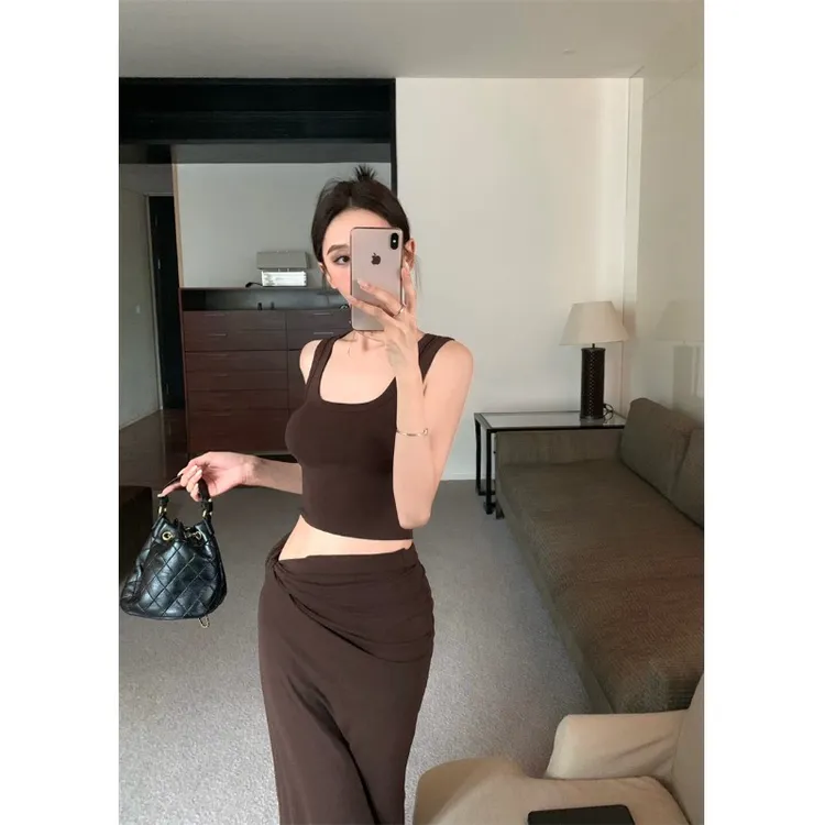 咖色紧身短款吊带背心女夏季复古时尚套装长款包臀半身裙子两件套