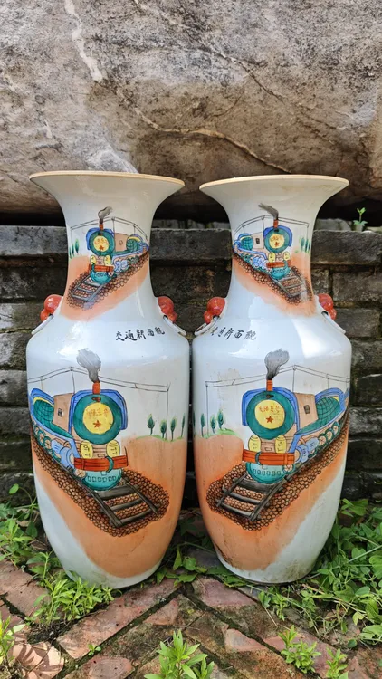 三百件大瓶，交通新面貌手绘双耳精美手工