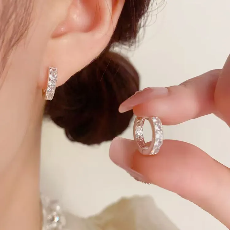 铜合金合成锆石耳饰 时尚百搭精致小巧简约闪亮小耳扣养耳洞644-1
