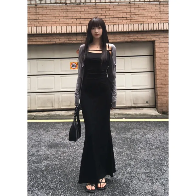 2025夏季新款女韩系穿搭短款修身薄款开衫气质收腰包臀吊带连衣裙