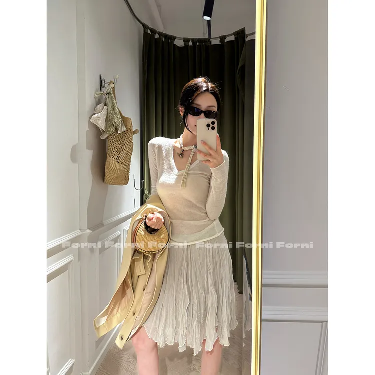 FORNI 牛乳酥 BB羊驼羊毛春季薄款V领糯米打底衫