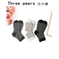 【巨好穿】条纹女士袜9403