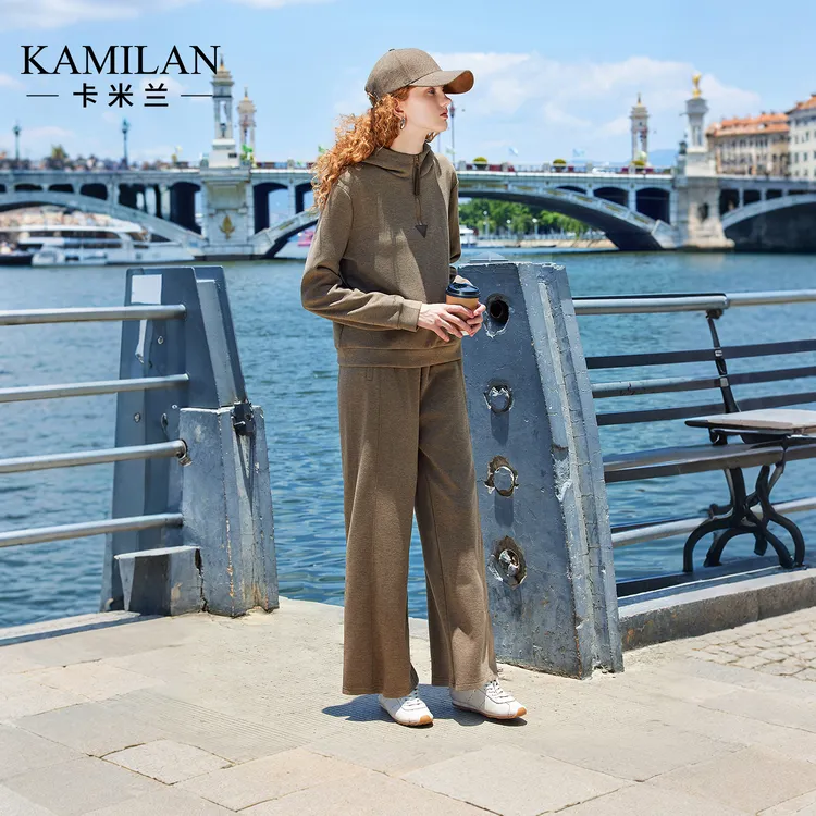 卡米兰连帽卫衣阔腿休闲裤两件套女2025秋季新款流行气质时尚套装