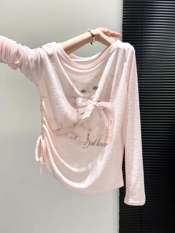 猫咪印花薄款斜领长袖t恤女2025夏季设计感褶皱收腰宽松防晒罩衫