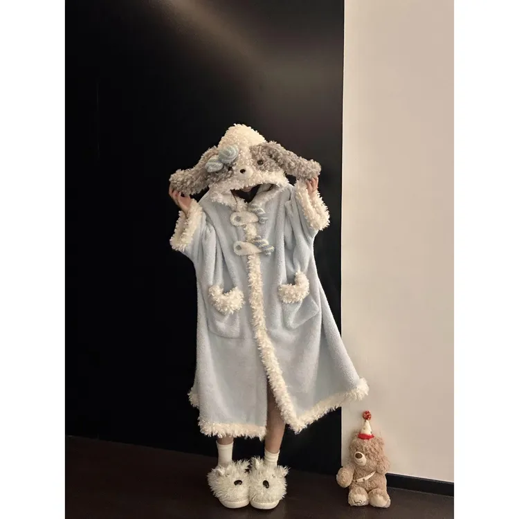 可爱卡通珊瑚绒耳朵连帽睡袍女秋冬季新款保暖斗篷外套睡衣家居服