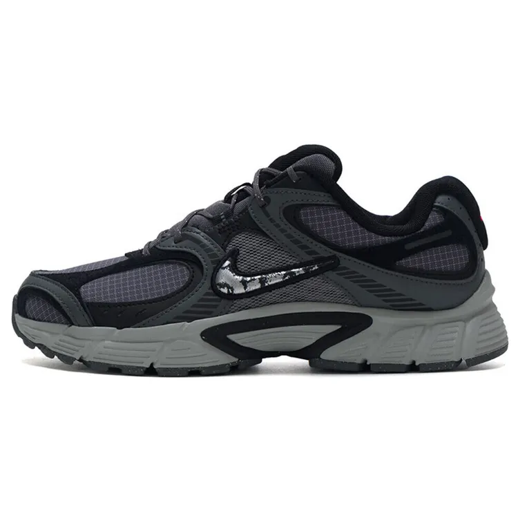 NIKE耐克男子NIKE V5 RNR SE休闲鞋IM6769-068