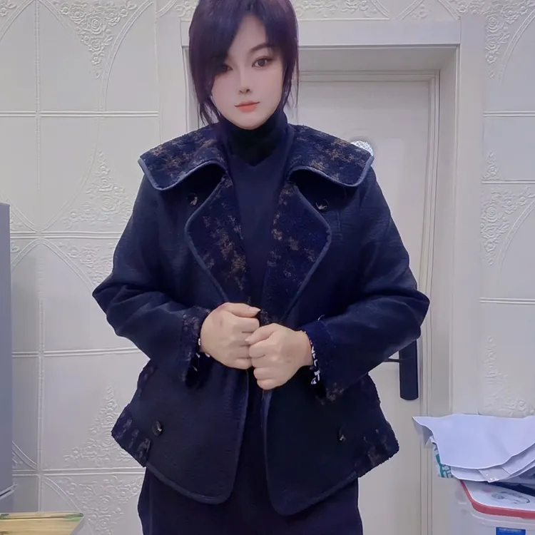 594大码海军领时尚减龄秋冬新款仿皮毛一体加绒皮衣短款宽松夹克