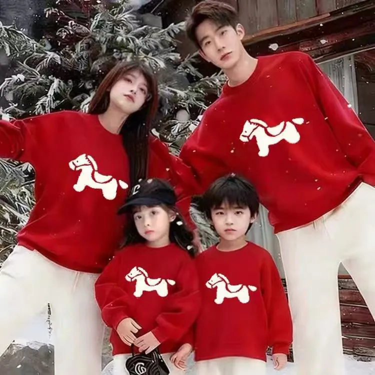 马年本命年衣服2026新款红色过年亲子装一家三四口母女款卫衣班服