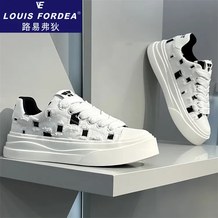 Louis Fordea/路易弗狄小白鞋男款厚底增高休闲鞋干净感痞帅板鞋