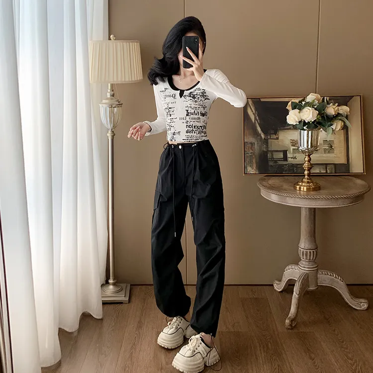 休闲运动套装女春秋季撞色上衣2025年新款紧身短款长袖T恤工装裤