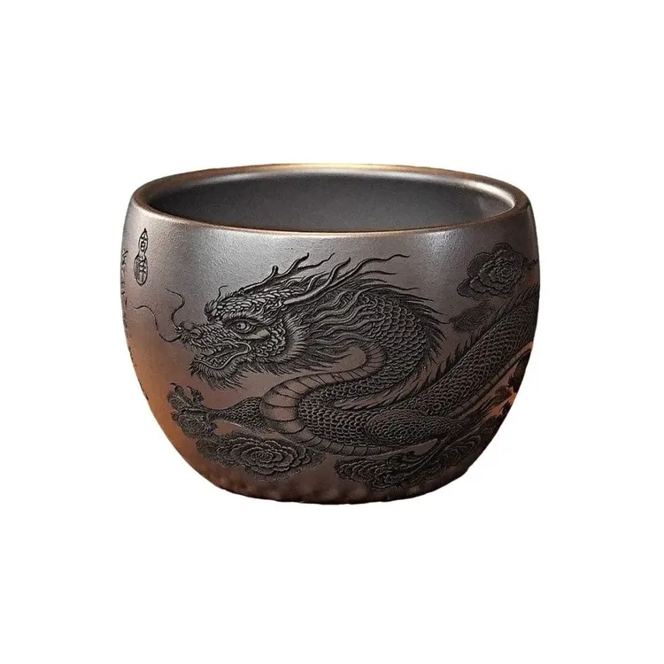 原矿石黄泥料全手工宜兴紫砂刻绘龙行天下品茗主人杯180cc