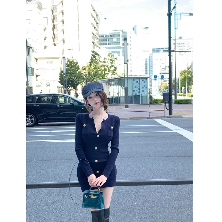 【智性巴尔曼】小香风千金感修身针织上衣女2025夏季新款包臀半身裙