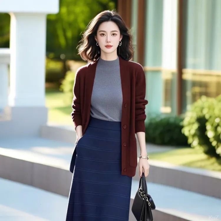 针织开衫女2025年秋冬新款复古别致简奢休闲通勤宽松减龄外套毛衣