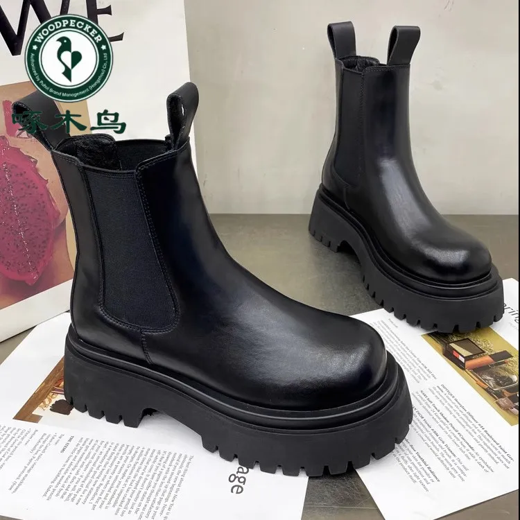 啄木鸟短靴烟筒靴女士新款冬季加绒英伦风切尔西靴子靴子女短靴