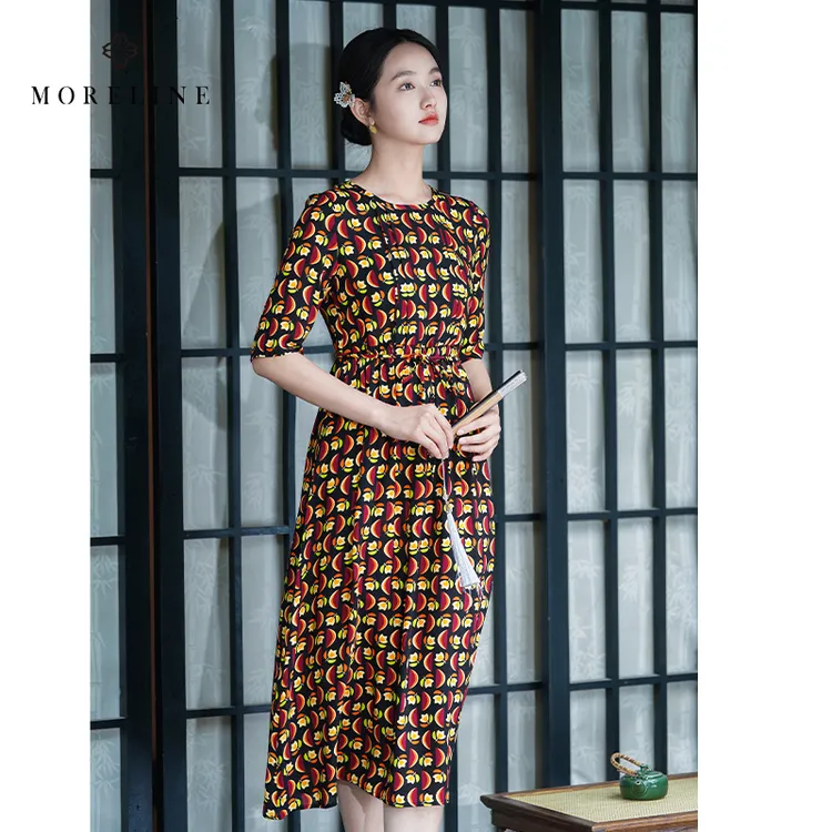 沐兰法式优雅印花连衣裙2025年夏季新款系腰修身短袖A字裙中长款