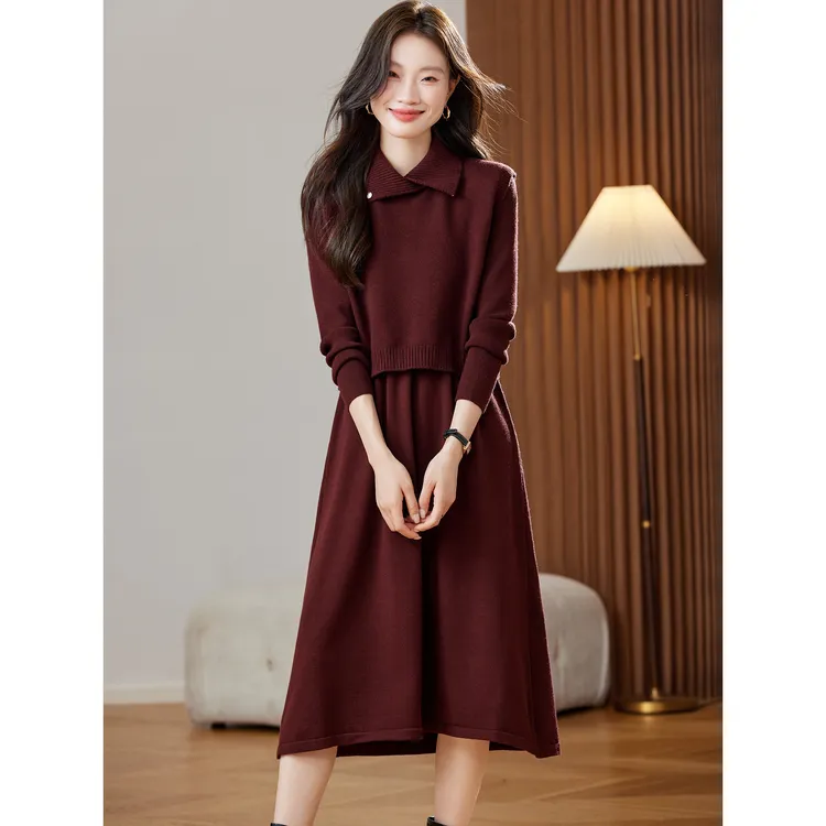 针织马甲连衣裙两件套女秋冬2025新款时尚收腰显瘦红色法式复古
