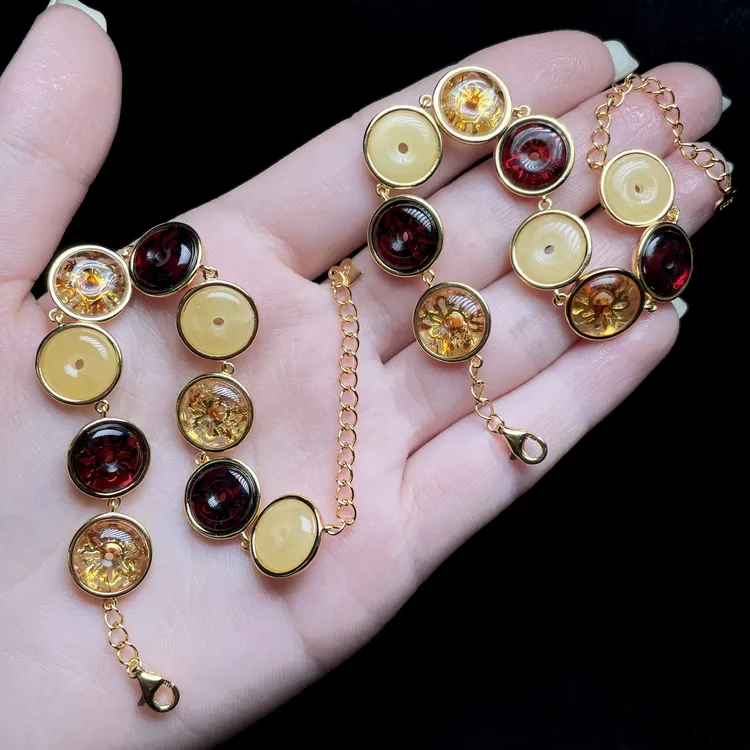 【云上叙】V84601-M-S925银镶嵌琥珀手链—多样性发一件-9mm（甄选）