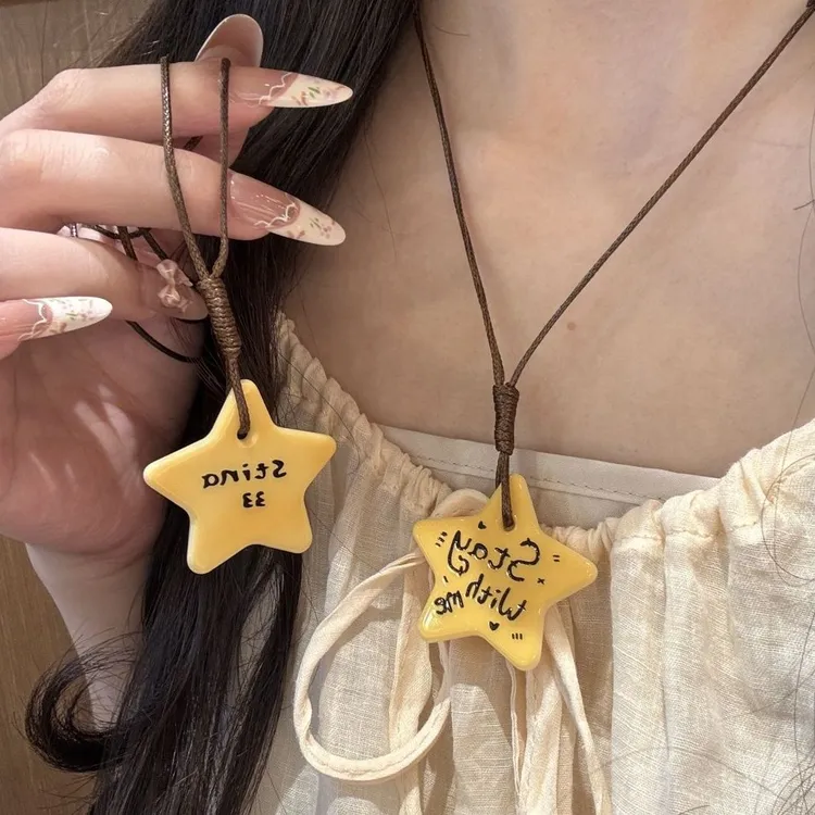 多巴胺黄色星星吊坠项链夏季ins小众高颜值锁骨链