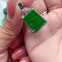 翡翠颈饰银S925镶嵌翡翠