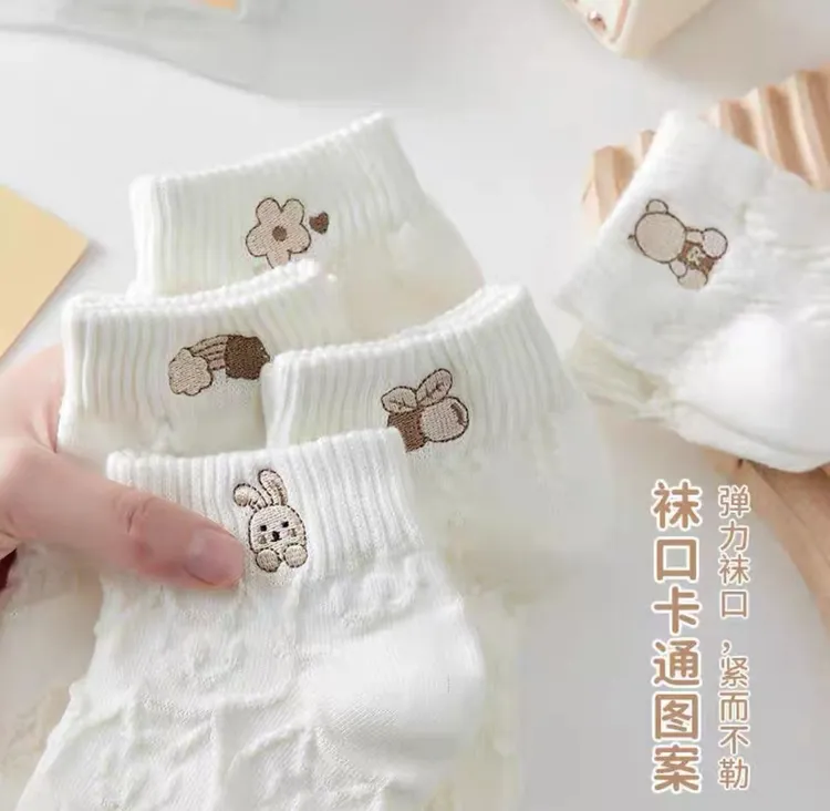 短袜浅口袜子卡通白色纯色春夏季简约白色袜子女ins潮熊低帮薄款