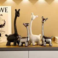 一家四口鹿摆件家居饰品电视柜装饰客厅2025新款酒柜现代轻奢高档