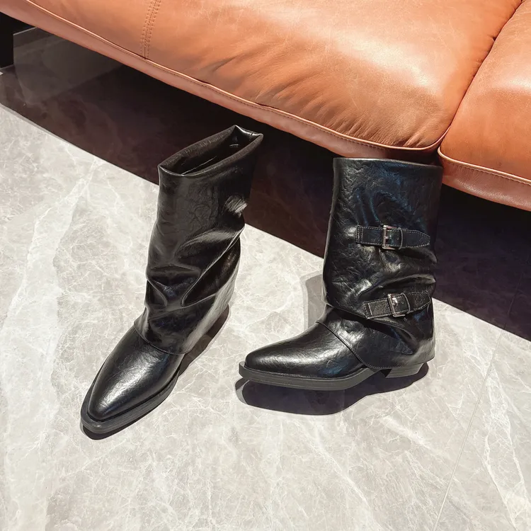 欧洲站~油蜡牛皮中跟尖头裤管靴女2025秋新款中筒靴ins风骑士靴女