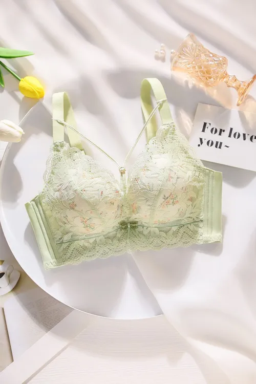 文胸蕾丝女士舒适性感调整型夏季大码内衣山花烂漫款无痕美背透气