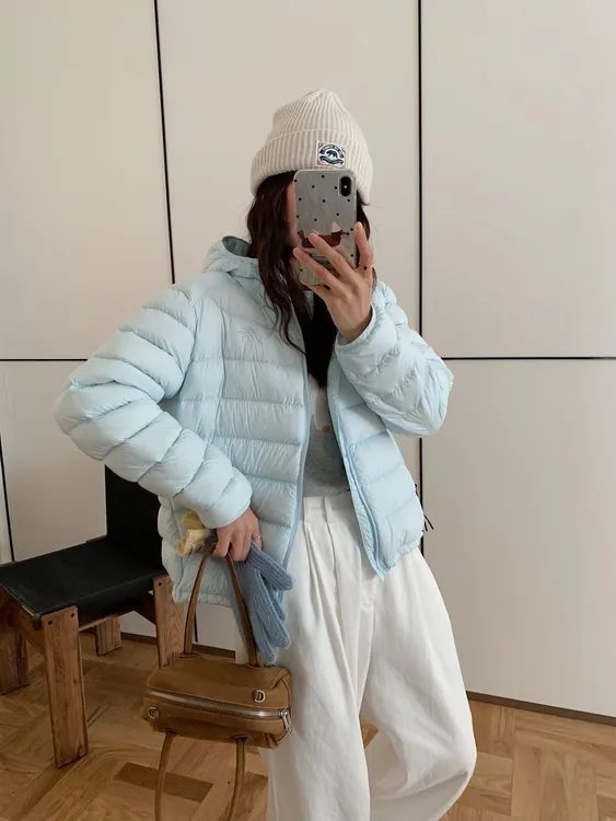 2025年新国标连帽轻薄排骨羽绒服保暖外套情侣泡芙内胆冬季外套女