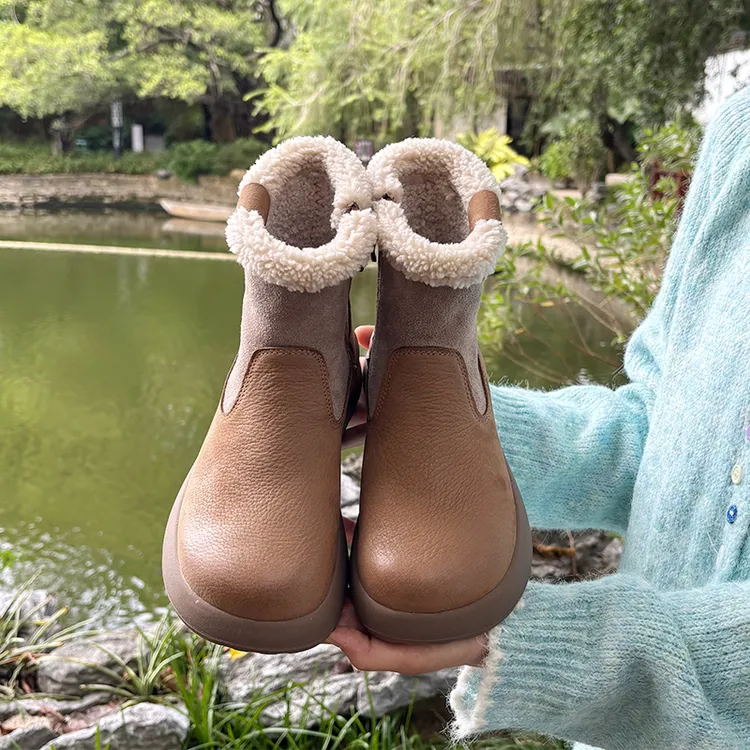 2025冬季新款加厚英伦风靴子户外保暖棉靴防滑软底马丁靴761-2