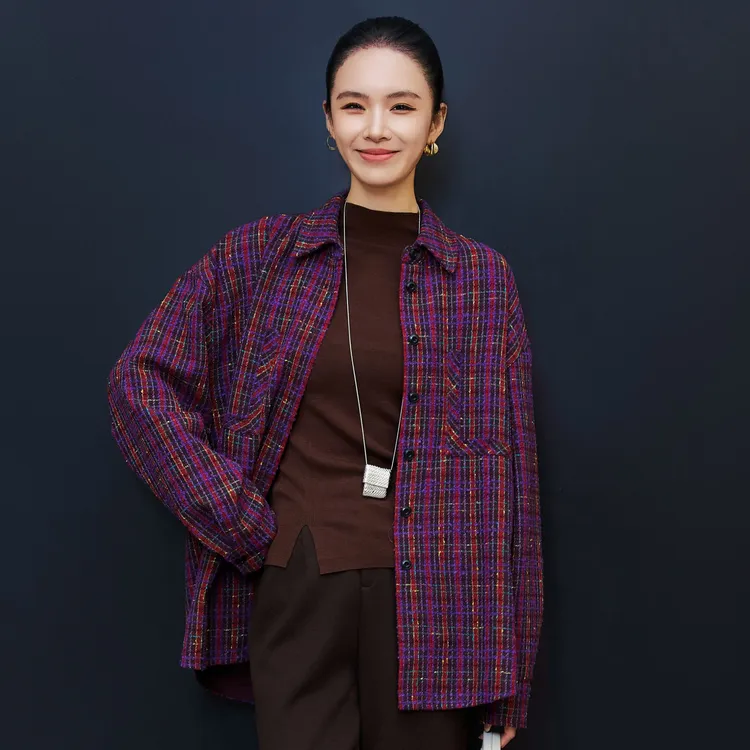 俪妍【LIVELY·YAN】冬季款格纹衬衣37958时尚复古小香风