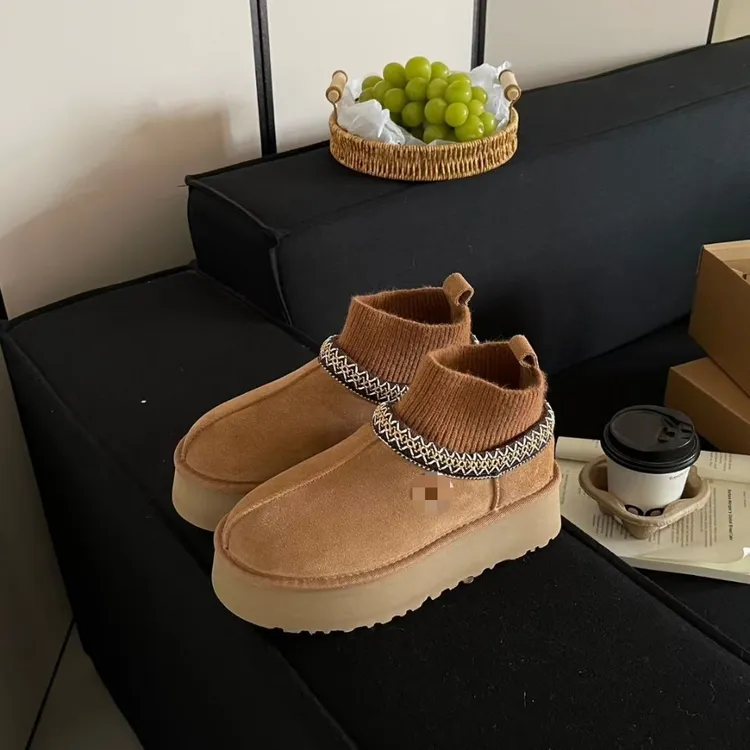 【万达撤柜】河南桑坡羊皮毛一体雪地靴厚底民族风袜口女短靴加厚保