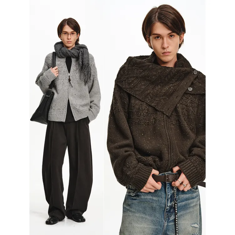 LIMPIDOCULUS 双色绵羊毛混纺彩点羊仔毛浮雕扭花拉链毛衣