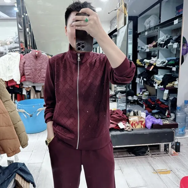 韩版优质高档烫钻2色小直筒裤时尚套装7973美丽