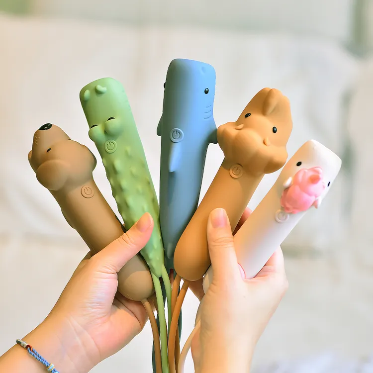 作俊LED可充电的可爱动物硅胶手电筒柔软舒适送给孩子创意照明灯