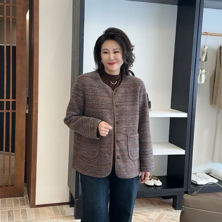 微胖女装【高奢精英】绵羊毛渐变咖条复合鹿皮绒小外套秋冬20836