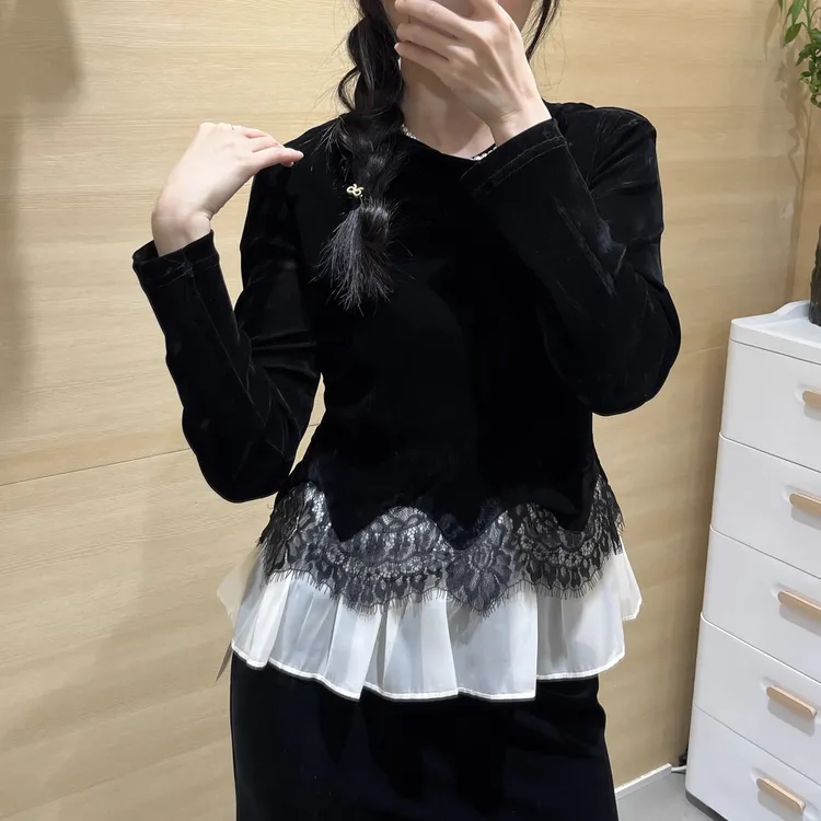 欧洲站名媛蕾丝荷叶边丝绒T恤女秋冬季新款百搭上衣高端法式小衫