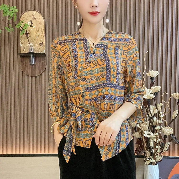 秋季T恤宽松系带减龄打底衫显瘦V领气质洋气时尚小衫妈妈装上衣