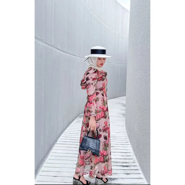 Y2410拼接披肩连衣裙