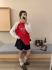 程程 甄选   韩系设计感字母爱心刺绣波点插肩袖时尚T恤1088