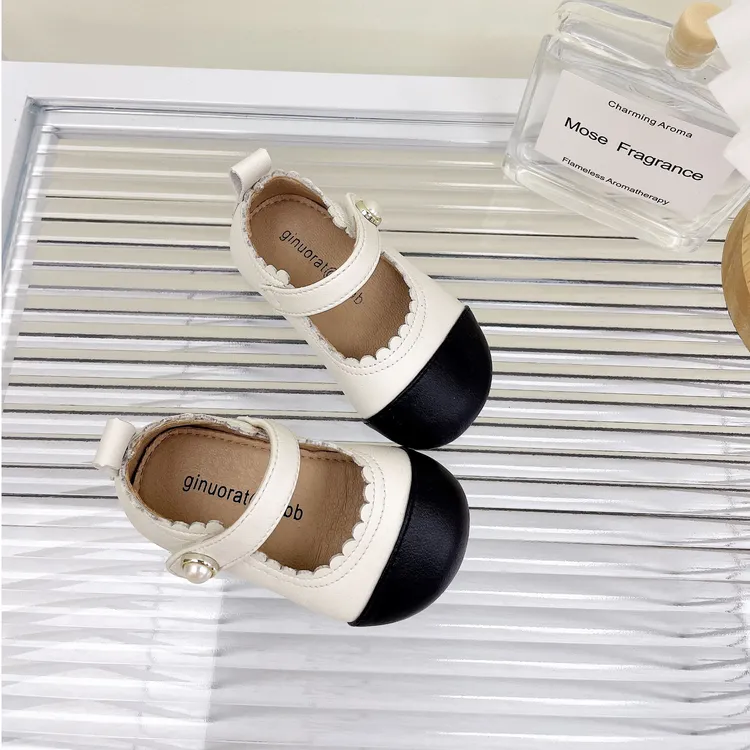 宝宝春秋新款复古女宝宝小皮鞋小香风橡胶软底公主鞋珍珠0644