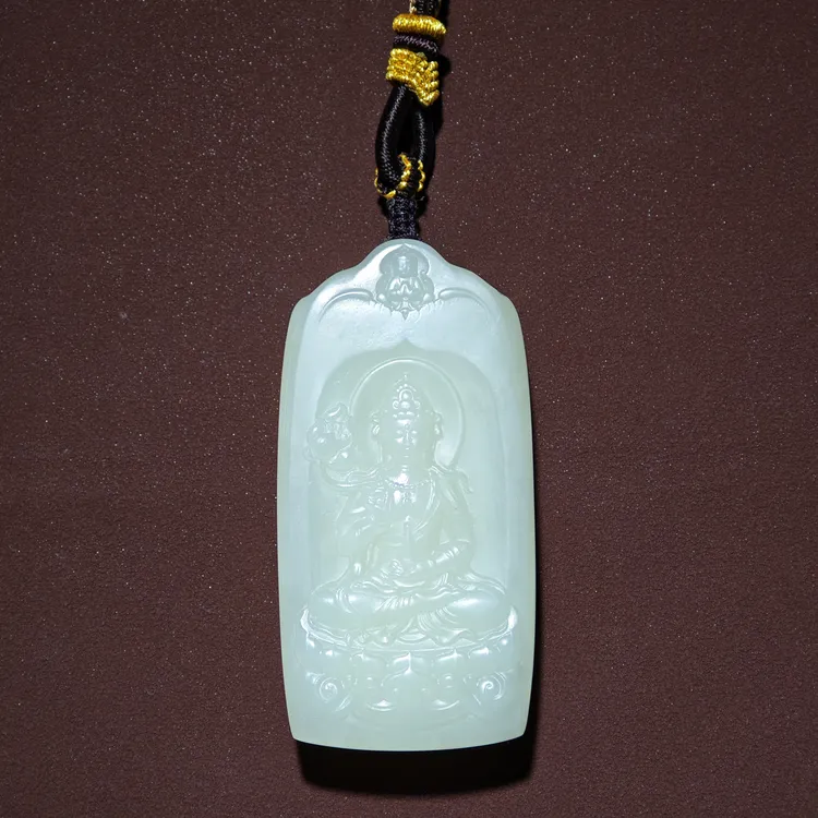 新疆*且末糖白料“观音”牌尺寸：6.5*3.3*1.3cm克重:64.6g