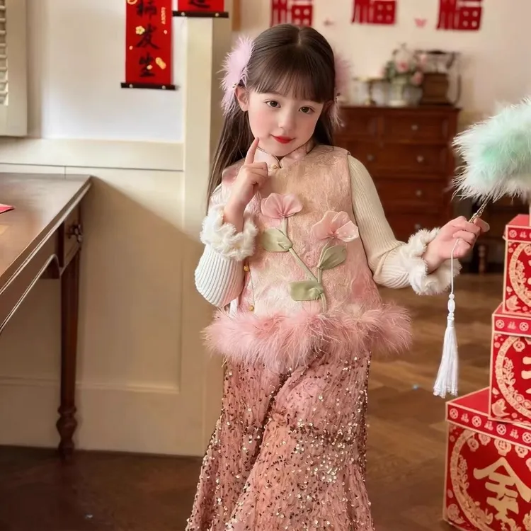 女童新中式马甲套装2025秋冬季儿童甜美花朵夹棉上衣过年拜年衣服